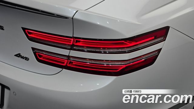 Genesis G80 (RG3) Gasoline 2.5 Turbo AWD 2022 — фото 23