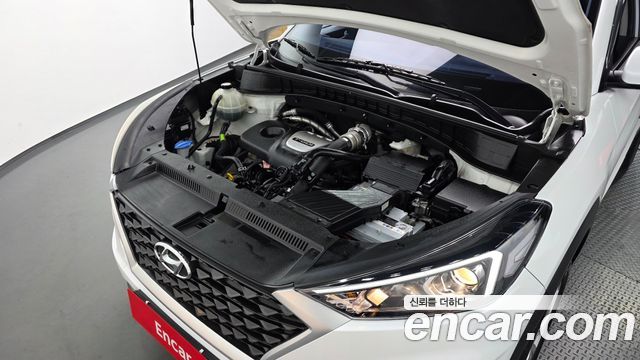 Hyundai Tucson Gasoline 1.6 turbo 2WD Modern 2019 — фото 6