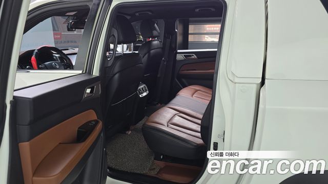 KG Mobility (SsangYong) Rexton Sports Khan Diesel 2.2 4WD Professional S (5-Link) 2019 — фото 11