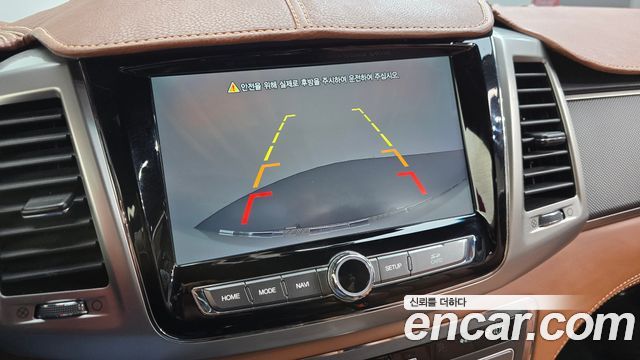 KG Mobility (SsangYong) Rexton Sports Khan Diesel 2.2 4WD Professional S (5-Link) 2019 — фото 14