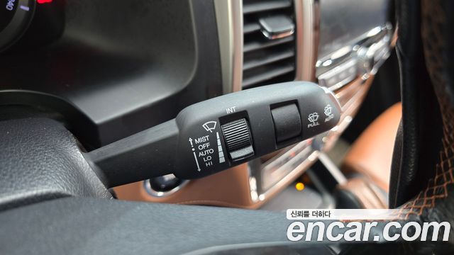 KG Mobility (SsangYong) Rexton Sports Khan Diesel 2.2 4WD Professional S (5-Link) 2019 — фото 19