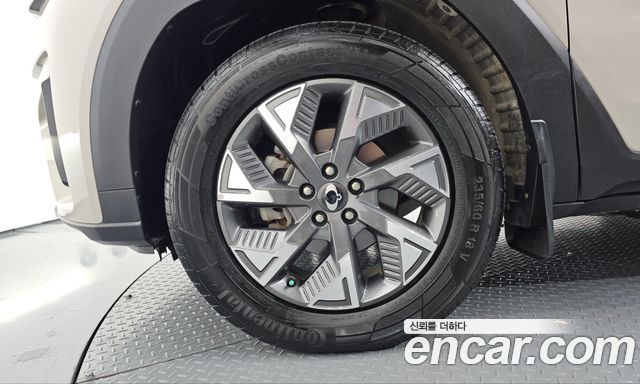 KG Mobility (SsangYong) Torres EVX E7 2024 — фото 5