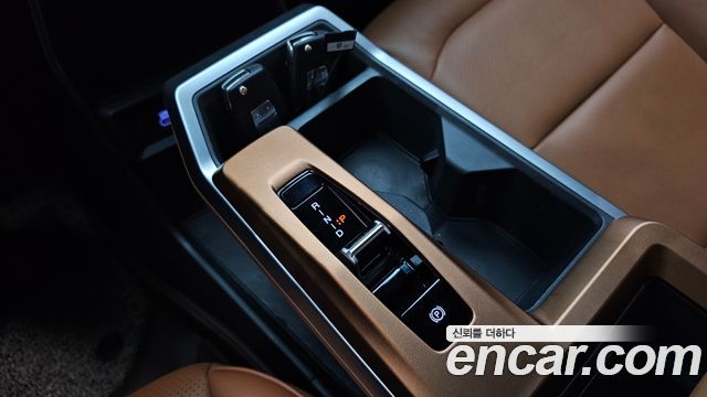 KG Mobility (SsangYong) Torres EVX E7 2024 — фото 9