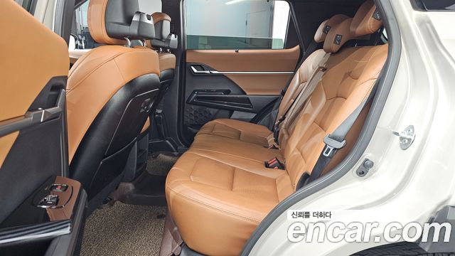 KG Mobility (SsangYong) Torres EVX E7 2024 — фото 12