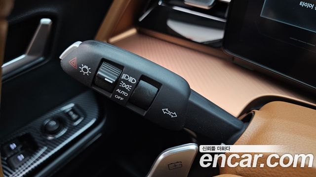 KG Mobility (SsangYong) Torres EVX E7 2024 — фото 29