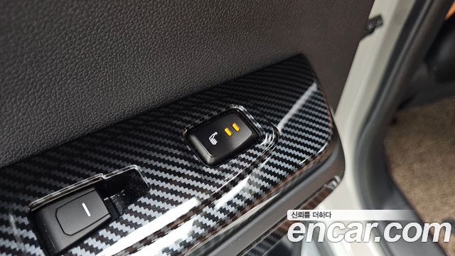 KG Mobility (SsangYong) Torres EVX E7 2024 — фото 31