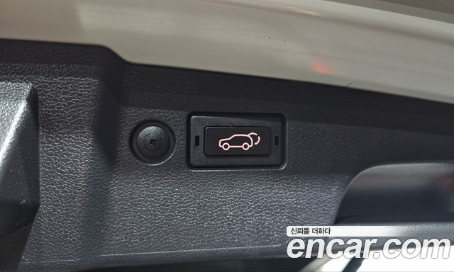 KG Mobility (SsangYong) Torres EVX E7 2024 — фото 34