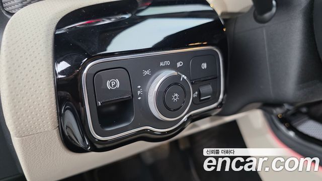 Mercedes-Benz A-Class (W177) A220 Sedan 2021 — фото 16