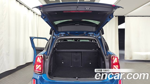 MINI Cooper Countryman Classic Plus Launch Pack 2nd Gen 2023 — фото 24
