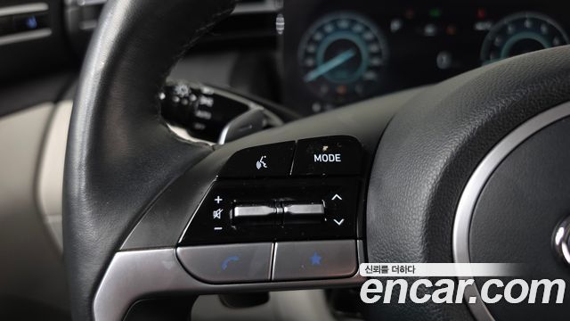 Hyundai Tucson (NX4) Gasoline 1.6 Turbo 2WD Inspiration 2022 — фото 17