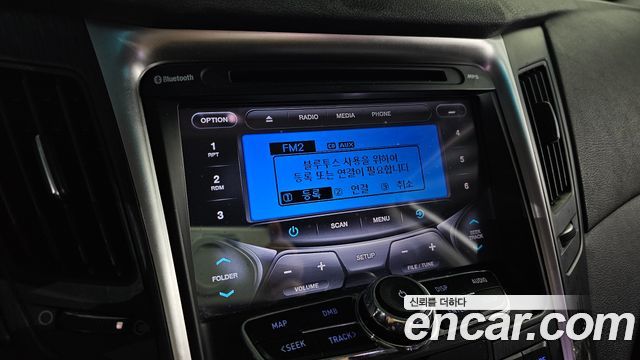 Hyundai Sonata Hybrid 2.0 Smart 2014 — фото 16