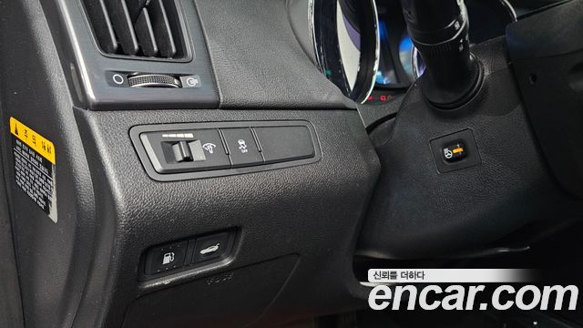 Hyundai Sonata Hybrid 2.0 Smart 2014 — фото 18