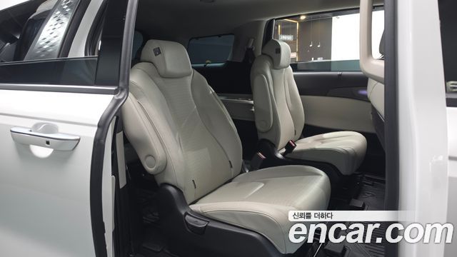 Kia Carnival (IV) Diesel 9-Seater Signature 2023 — фото 16