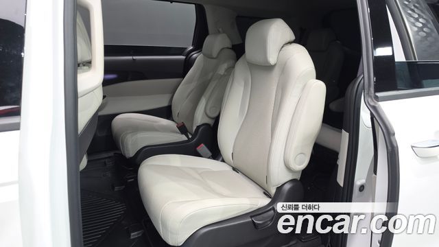 Kia Carnival (IV) Diesel 9-Seater Signature 2023 — фото 32