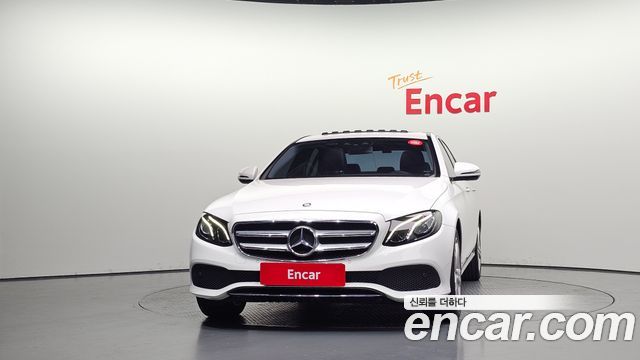 Mercedes-Benz E-Class (W213) E200 Avantgarde 2017 — фото 3