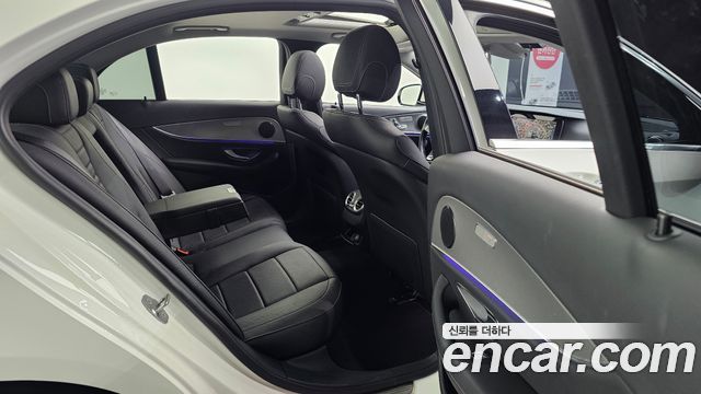 Mercedes-Benz E-Class (W213) E200 Avantgarde 2017 — фото 11