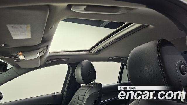 Mercedes-Benz E-Class (W213) E200 Avantgarde 2017 — фото 19