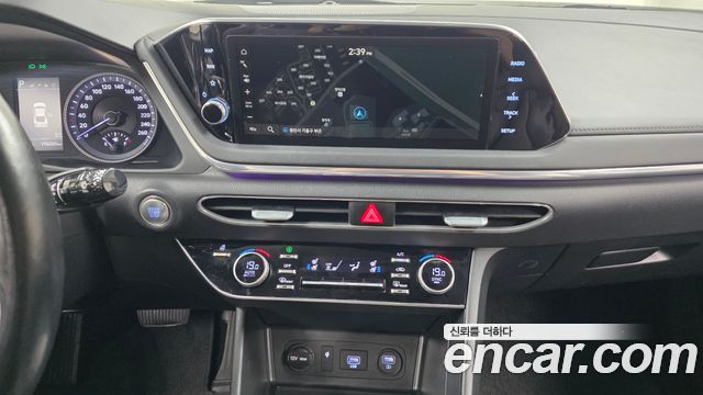 Hyundai Sonata (DN8) 2.0 LPG(rental car) Premium 2023 — фото 15