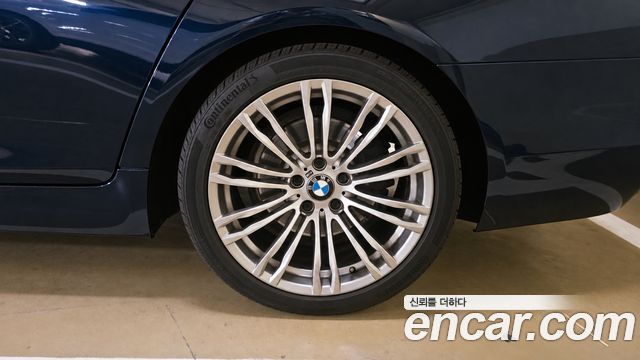 BMW 5 Series (F10) 528i 2011 — фото 5
