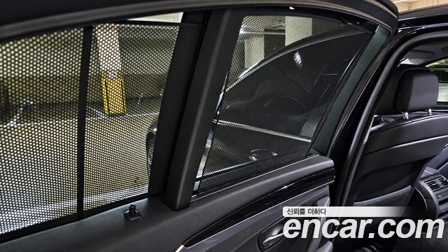 BMW 5 Series (F10) 528i 2011 — фото 20