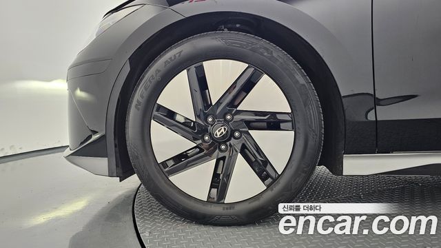 Hyundai Ioniq 6 Standard E-Value+ 2025 — фото 5