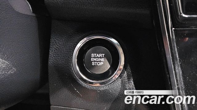 KG Mobility (SsangYong) Very New Tivoli Gasoline 1.5 2WD V3 2021 — фото 28