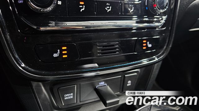 KG Mobility (SsangYong) Very New Tivoli Gasoline 1.5 2WD V3 2021 — фото 31