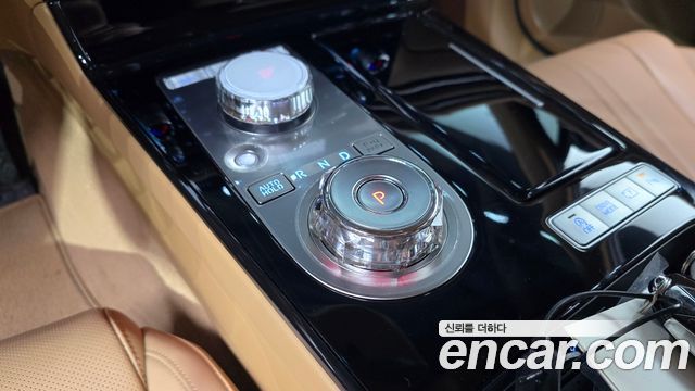 Genesis G80 (RG3) Gasoline 2.5 Turbo AWD 2025 — фото 9