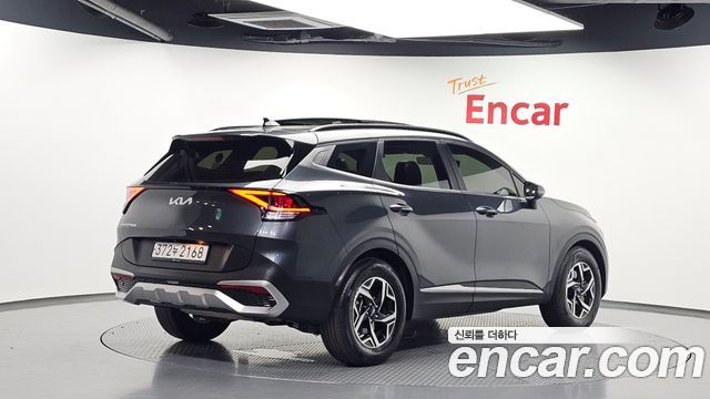 Kia Sportage (V) Gasoline 1.6 Turbo 2WD Prestige 2023 — фото 2