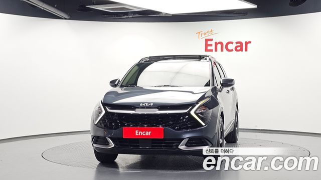 Kia Sportage (V) Gasoline 1.6 Turbo 2WD Prestige 2023 — фото 3