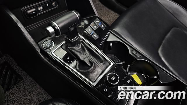 Kia Sportage (V) Gasoline 1.6 Turbo 2WD Prestige 2023 — фото 9