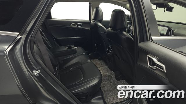 Kia Sportage (V) Gasoline 1.6 Turbo 2WD Prestige 2023 — фото 11