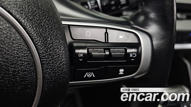 Kia Sportage (V) Gasoline 1.6 Turbo 2WD Prestige 2023 — фото 18