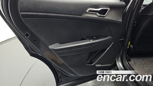 Kia Sportage (V) Gasoline 1.6 Turbo 2WD Prestige 2023 — фото 25