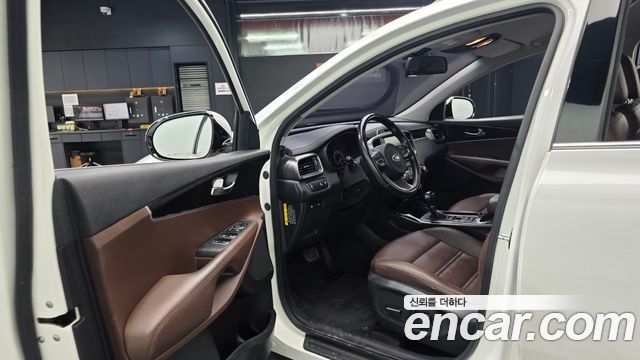 Kia Sorento Diesel 2.2 2WD Noblesse 2016 — фото 10