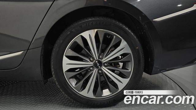 Kia K8 Hybrid Signature 2022 — фото 21