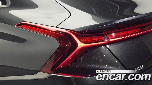Kia K8 Hybrid Signature 2022 — фото 23