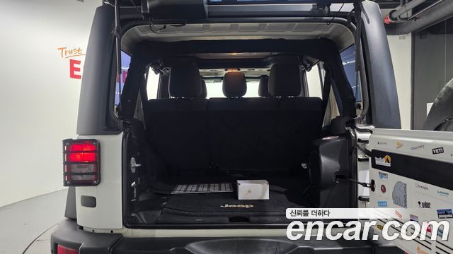 Jeep Wrangler (JK) 2.8 Diesel Rubicon 4Door 2012 — фото 20