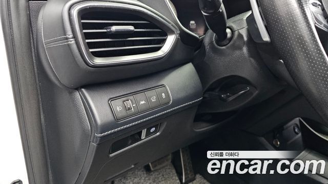 Hyundai Santa Fe Diesel 2.2 2WD Calligraphy 2021 — фото 35