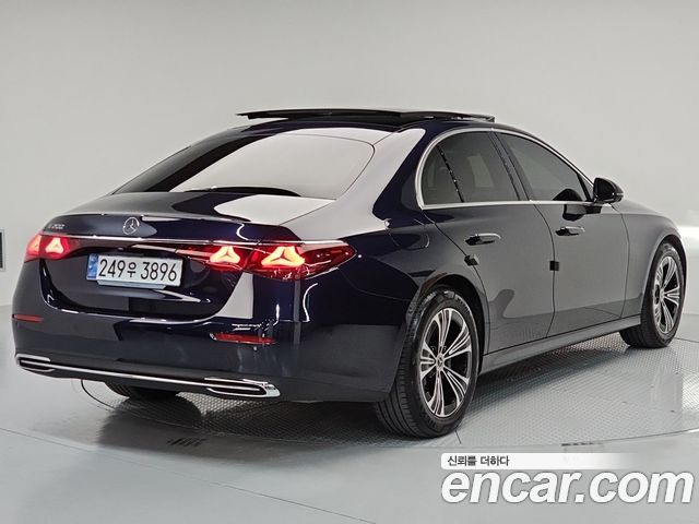 Mercedes-Benz E-Class (W214) E200 Avantgarde 2024 — фото 4