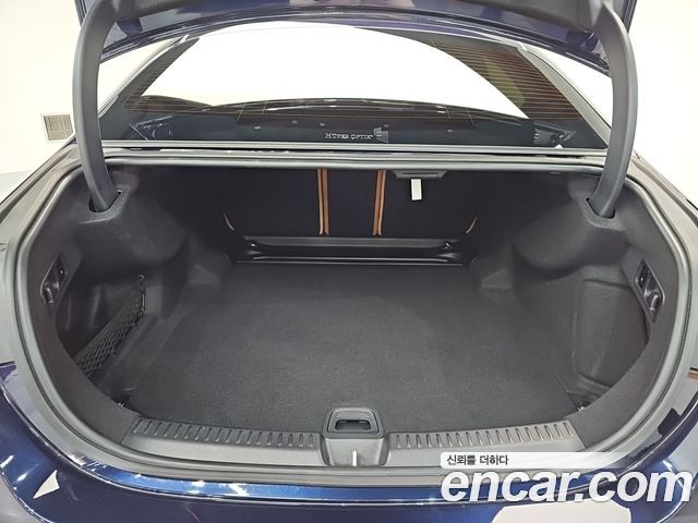 Mercedes-Benz E-Class (W214) E200 Avantgarde 2024 — фото 23