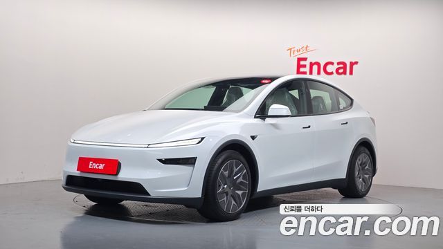 Tesla Model Y L Long Range AWD