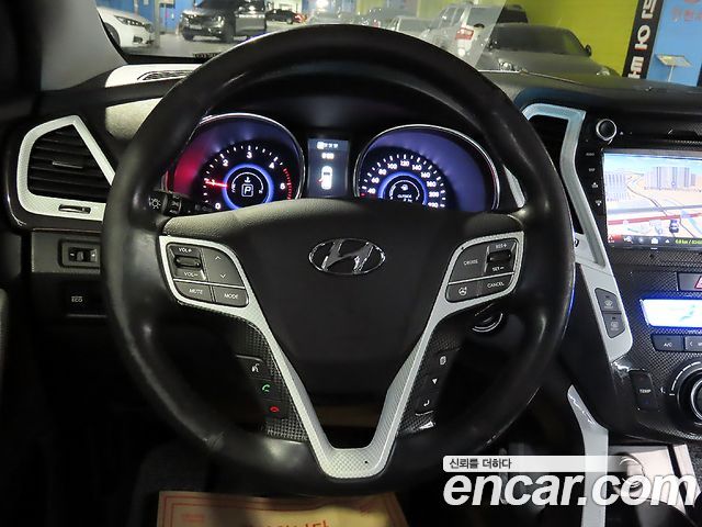 Hyundai Santa Fe (DM) Diesel(e-VGT) 2.0 2WD Exclusive 2015 — фото 15