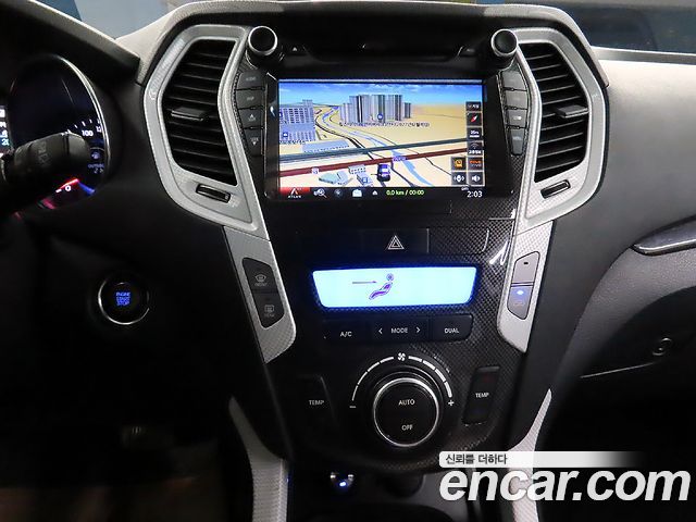 Hyundai Santa Fe (DM) Diesel(e-VGT) 2.0 2WD Exclusive 2015 — фото 17