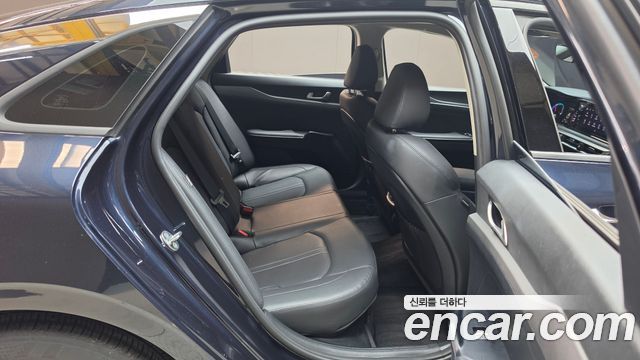 Kia K5 Hybrid (III) Prestige 2023 — фото 11