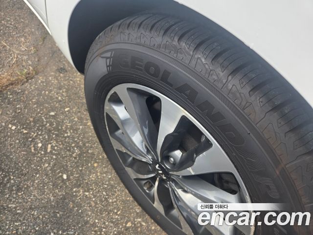 Kia Carnival 9-seater Luxury 2015 — фото 8