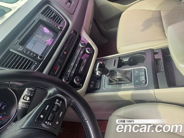 Kia Carnival 9-seater Luxury 2015 — фото 15