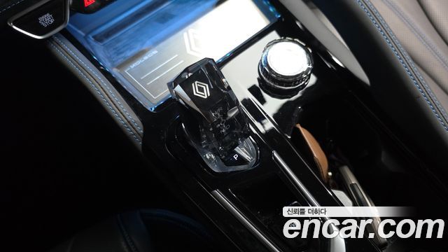 Renault Korea Grand Koleos 1.5 E-TECH Esprit Alphine 2WD 2025 — фото 9