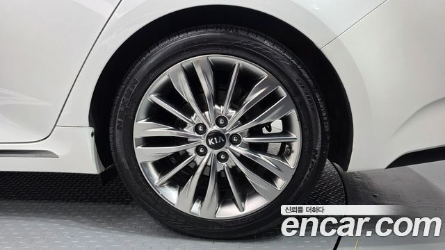 Kia K5 (II) 2.0 Intelligent 2019 — фото 21
