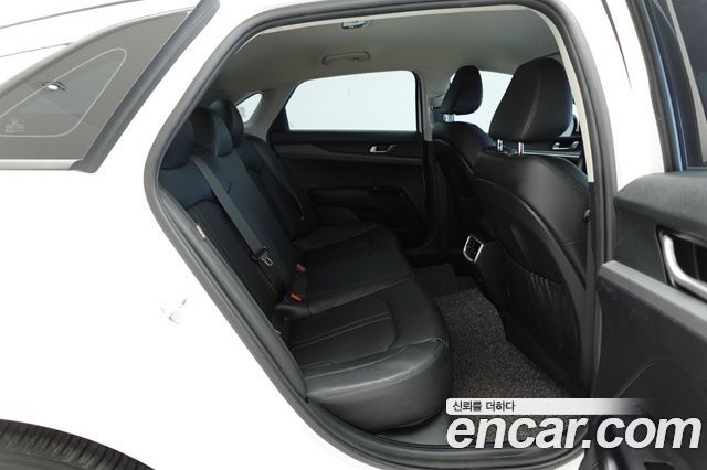 Kia K5 (III) 2.0 Prestige 2023 — фото 20
